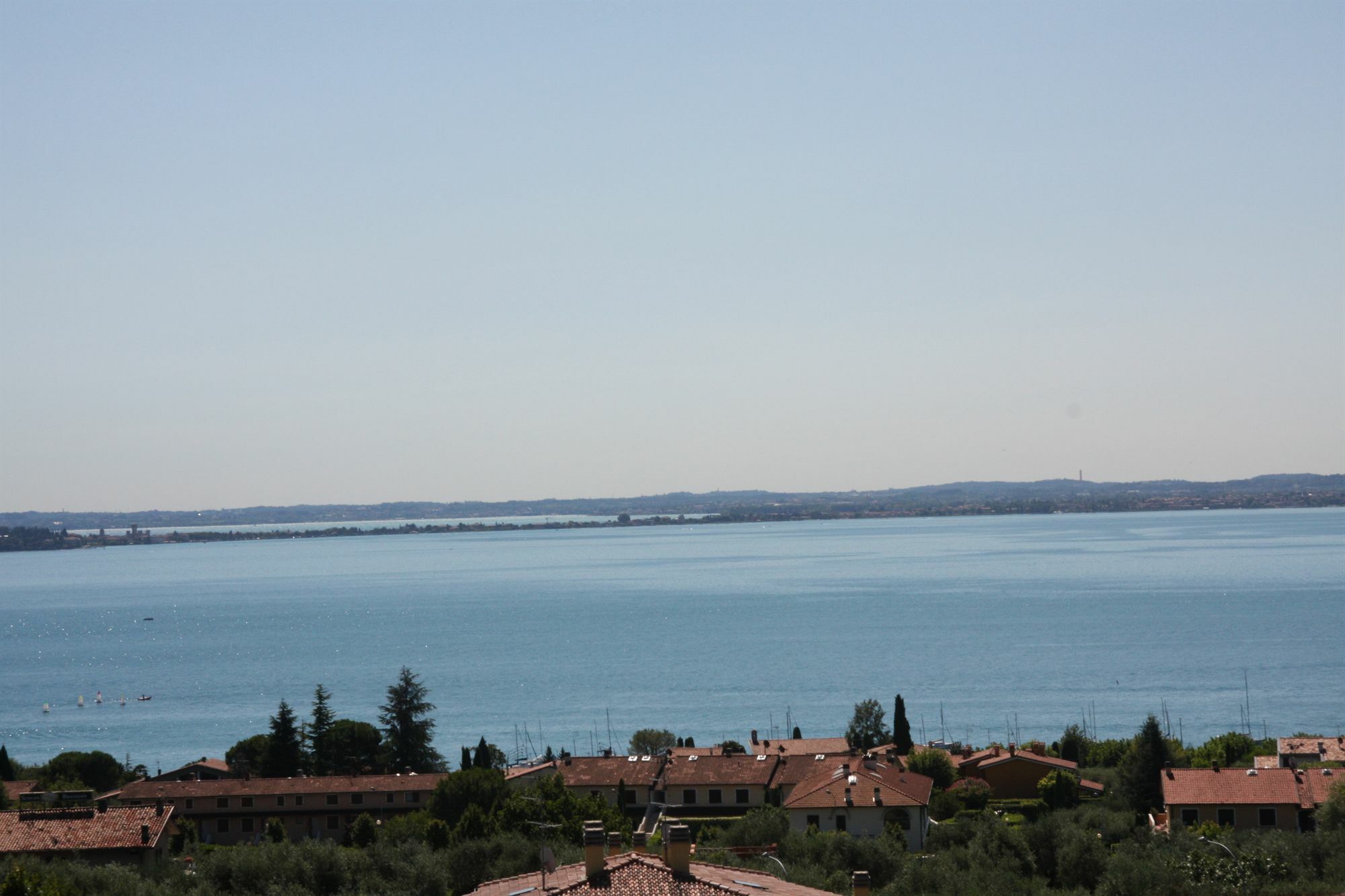 Hotel La Pergola Moniga del Garda Exterior foto
